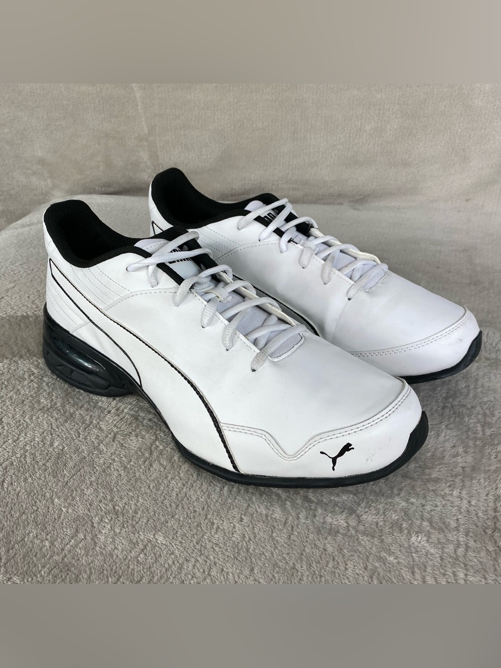 PUMA Super Levitate White Black Leather Mens Size 13 Running Shoes 190974-01